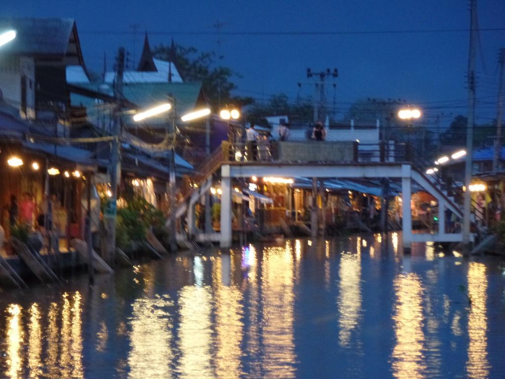 Ban Mae Arom Amphawa Exterior foto
