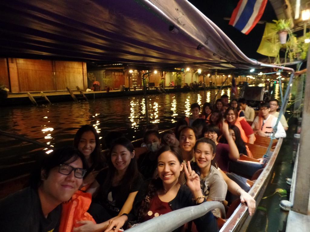 Ban Mae Arom Amphawa Exterior foto