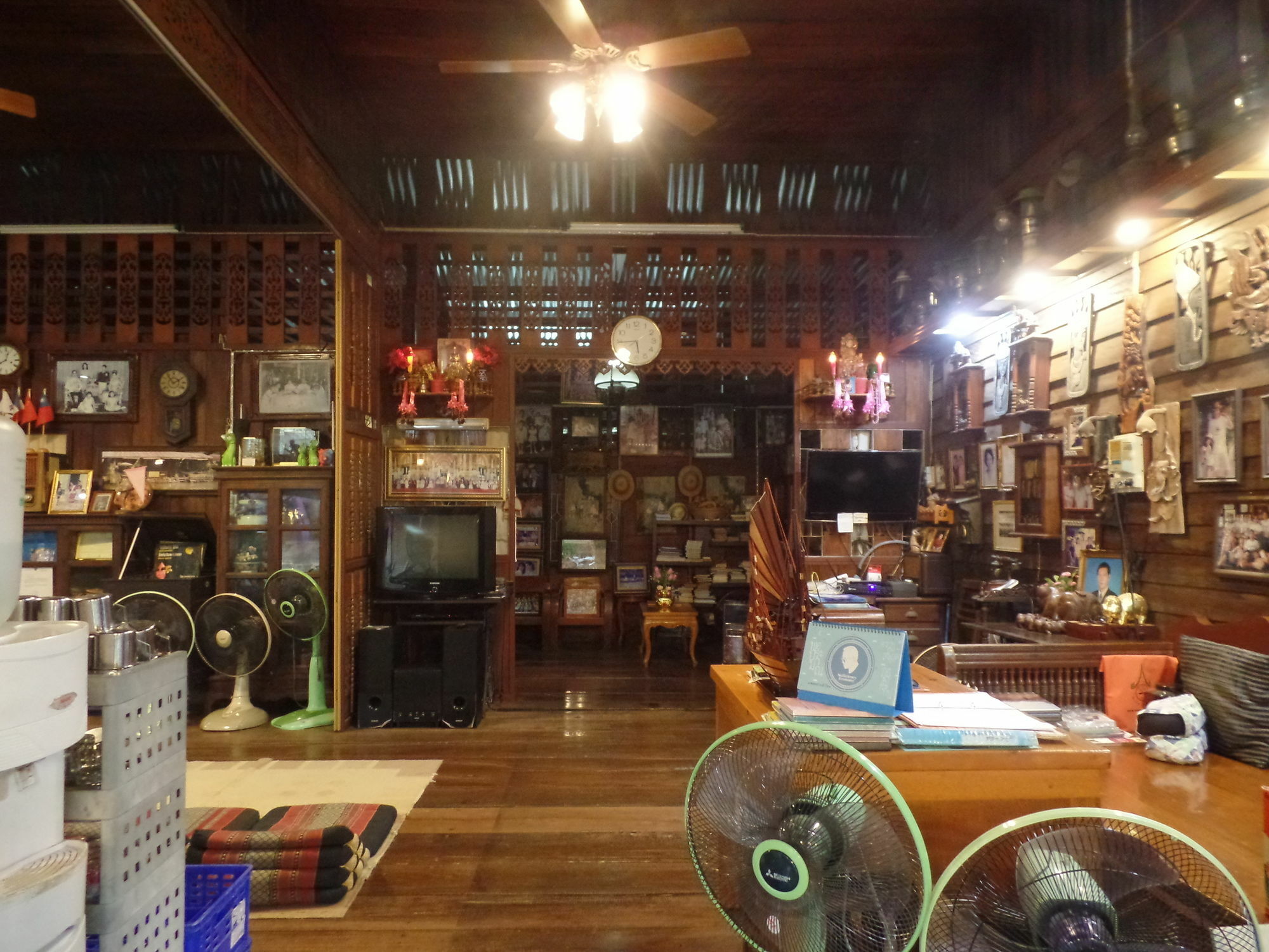 Ban Mae Arom Amphawa Exterior foto