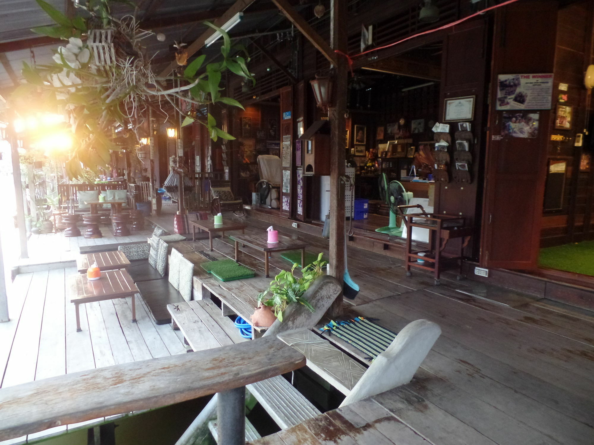 Ban Mae Arom Amphawa Exterior foto